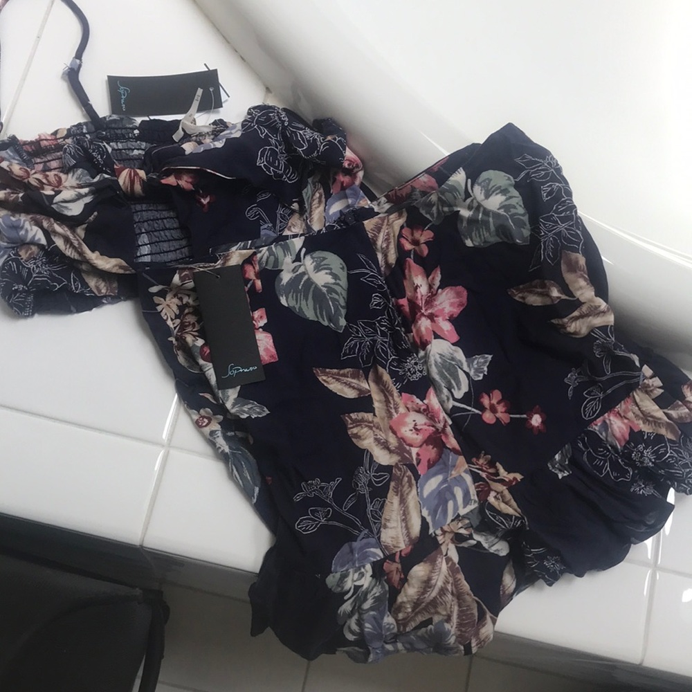 *NWT* Floral Ruffle Set from Nordstrom - Picture 4 of 4